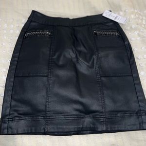 White House black market black skirt